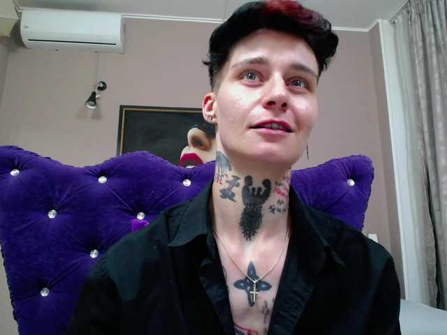 KennysXX live cam on BongaCams