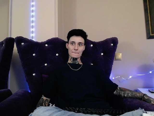 KennysXX live cam on BongaCams