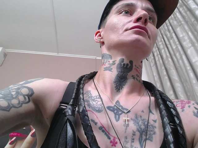KennysXX live cam on BongaCams