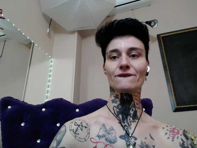 KennysXX live cam on BongaCams