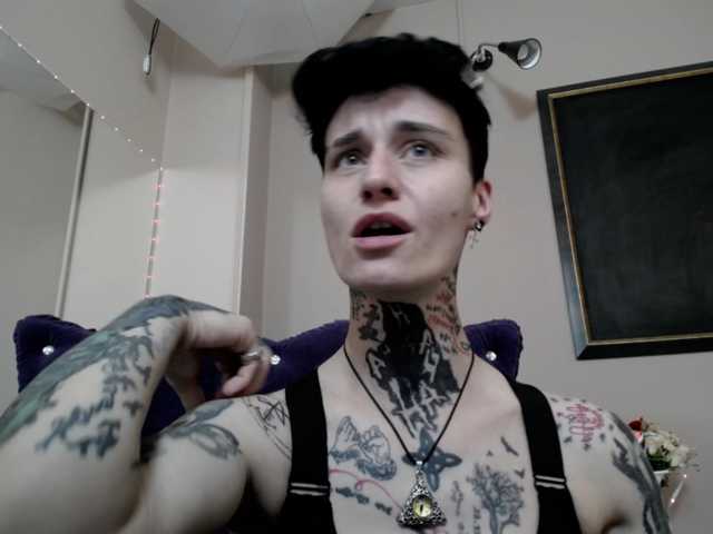 KennysXX live cam on BongaCams