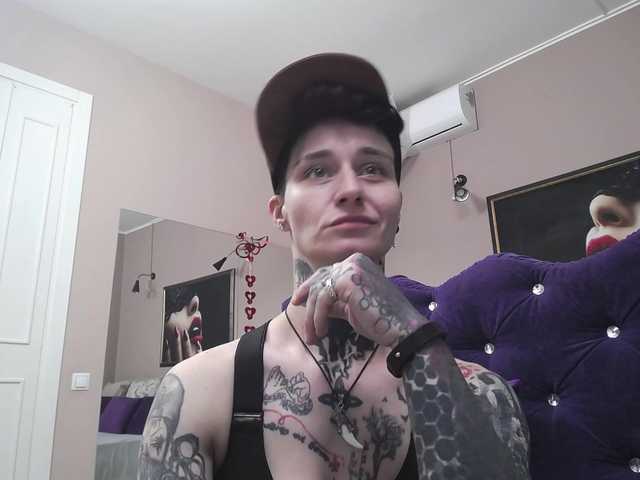 KennysXX live cam on BongaCams