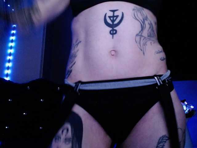 KennysXX live cam on BongaCams