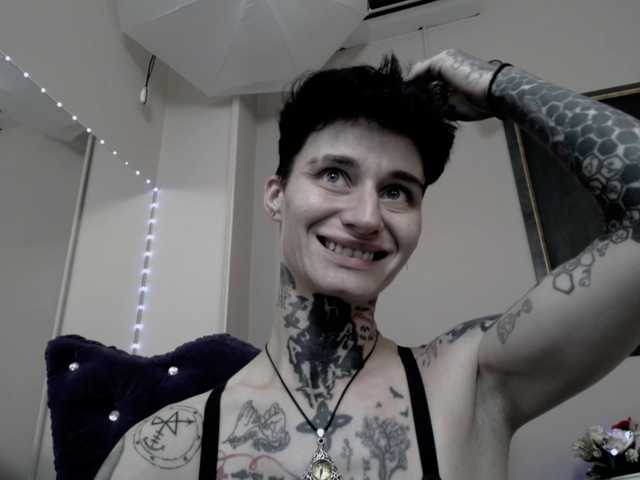 KennysXX live cam on BongaCams