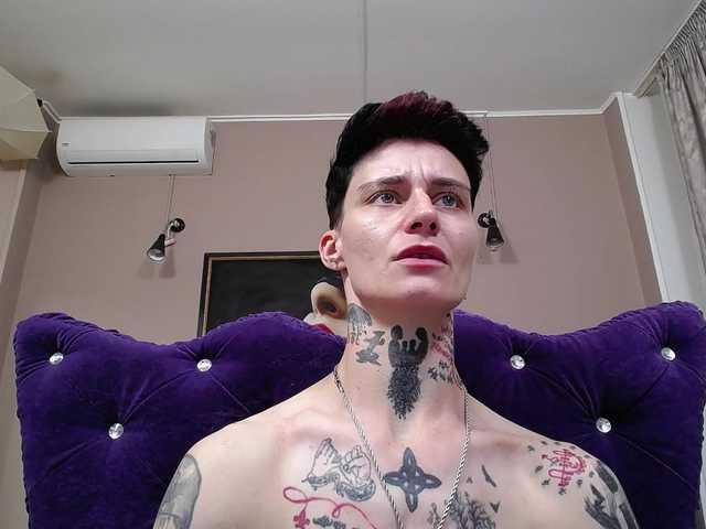 KennysXX live cam on BongaCams