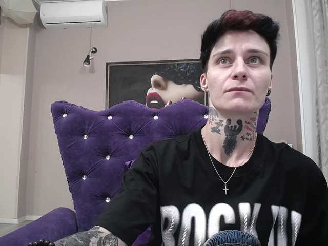 KennysXX live cam on BongaCams