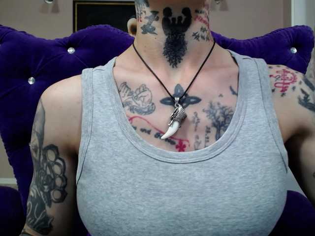 KennysXX live cam on BongaCams