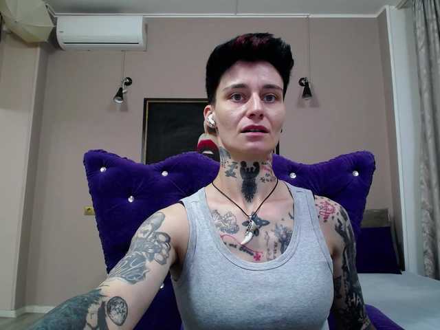 KennysXX live cam on BongaCams