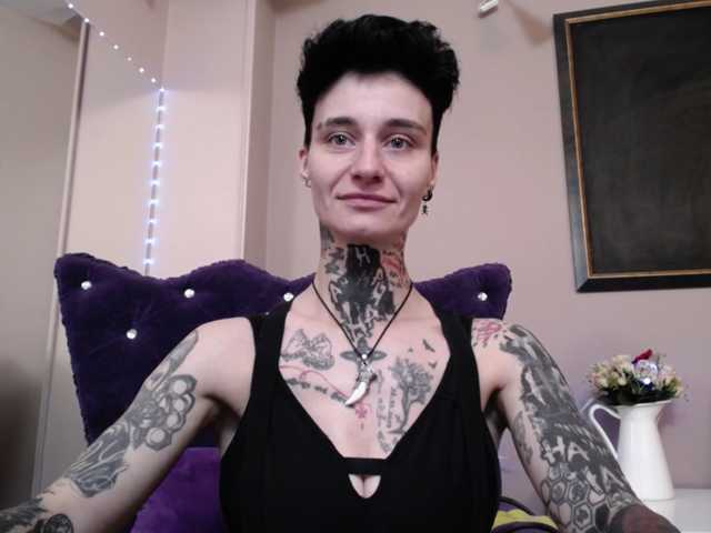 KennysXX, en vivo ahora en BongaCams