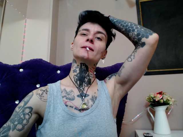 KennysXX live cam on BongaCams
