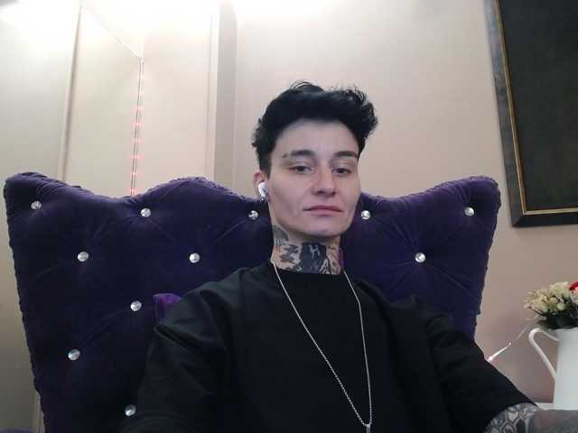 KennysXX live cam preview