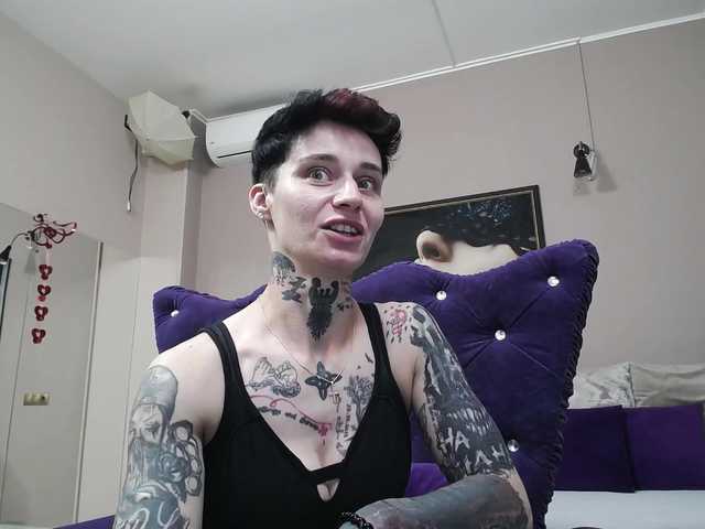 KennysXX live cam on BongaCams
