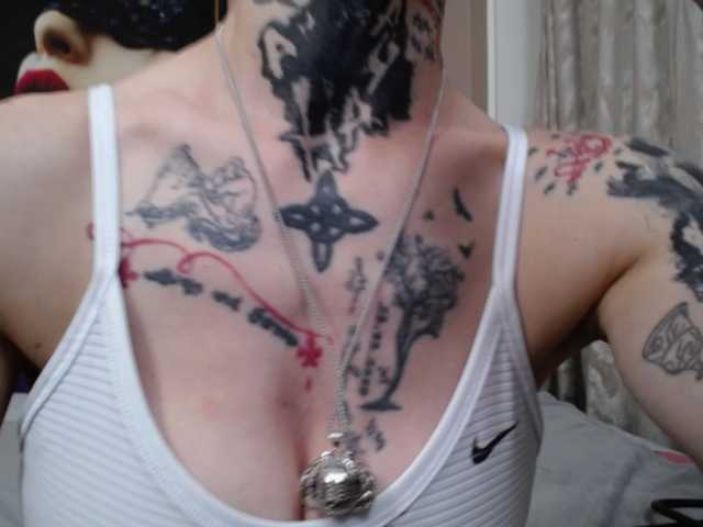 KennysXX, en directo ahora en BongaCams