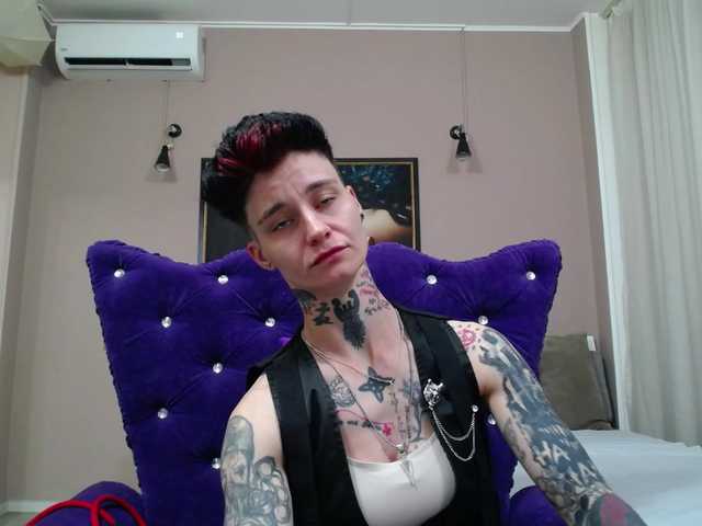KennysXX live cam on BongaCams