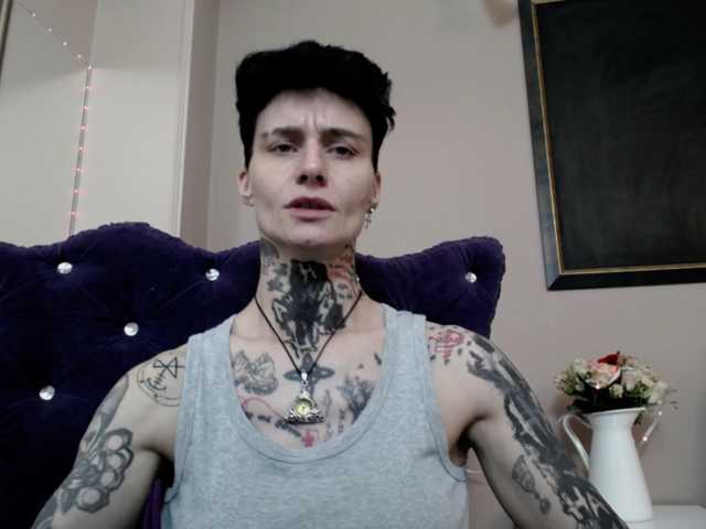 KennysXX live cam on BongaCams