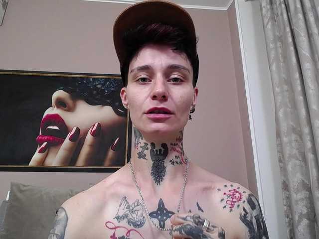 KennysXX live cam on BongaCams