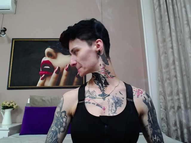 KennysXX live cam on BongaCams