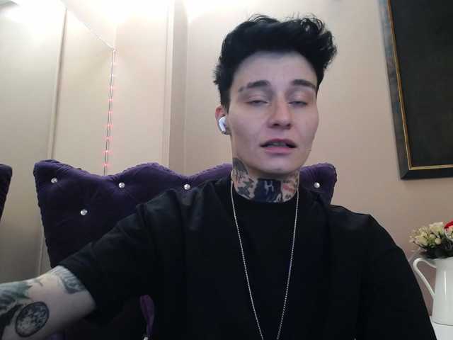 KennysXX, en vivo ahora en BongaCams