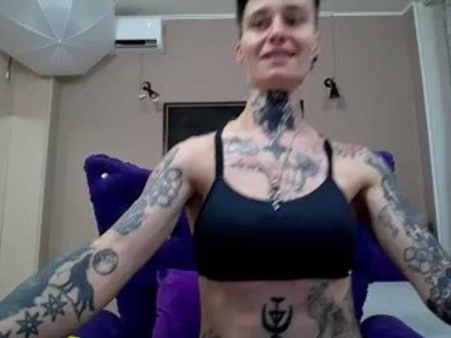 KennysXX live cam on BongaCams
