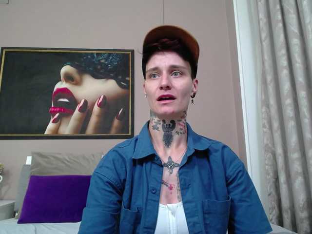 KennysXX live cam on BongaCams