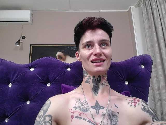 KennysXX live cam on BongaCams