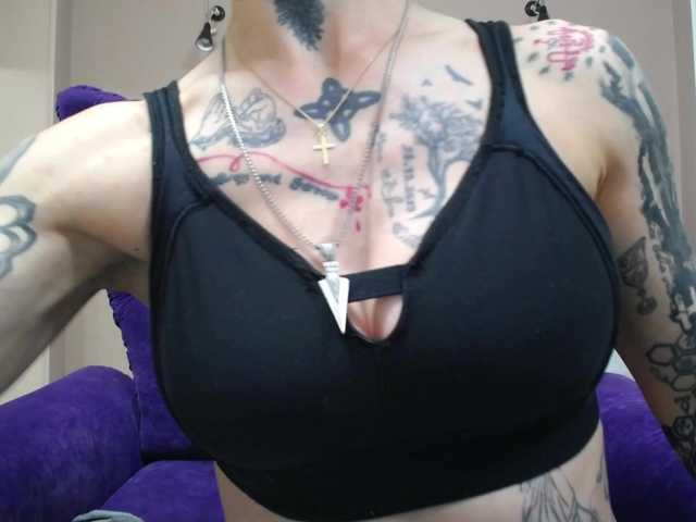 KennysXX live cam on BongaCams