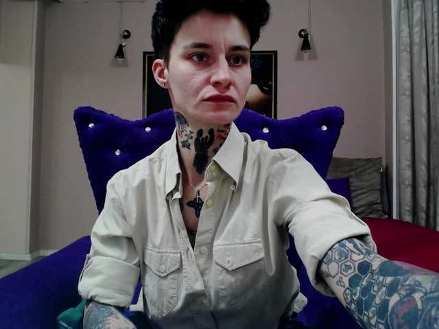 KennysXX's BongaCams show and profile