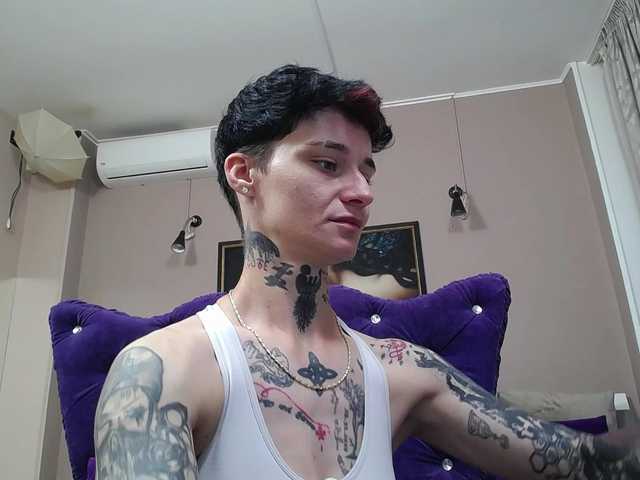 KennysXX live cam on BongaCams