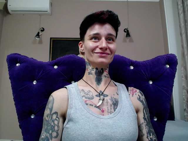 KennysXX live cam on BongaCams