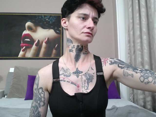KennysXX live cam on BongaCams