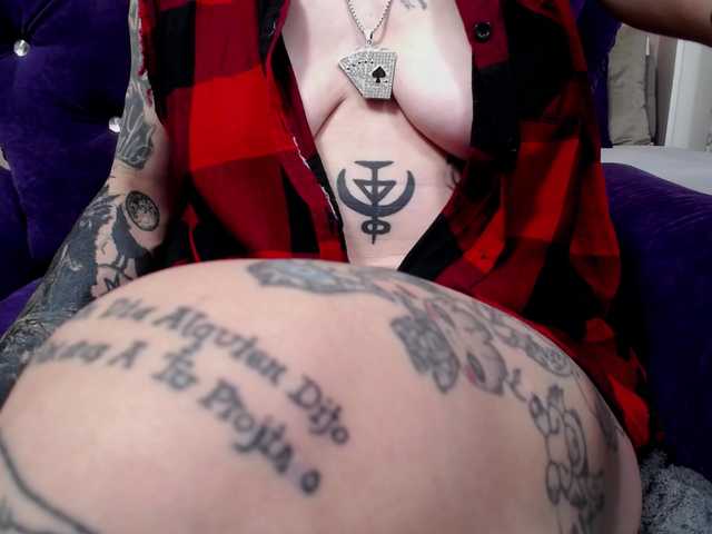 KennysXX live cam on BongaCams