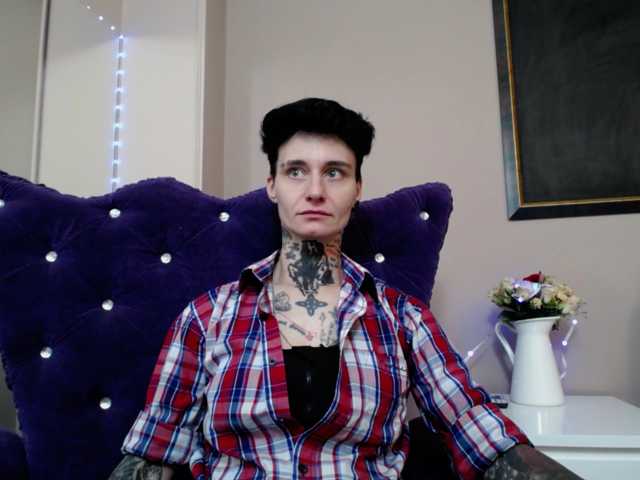 KennysXX live cam on BongaCams