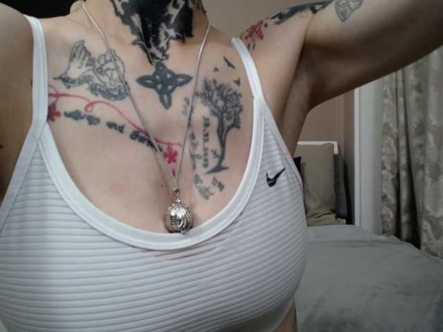 KennysXX live cam on BongaCams