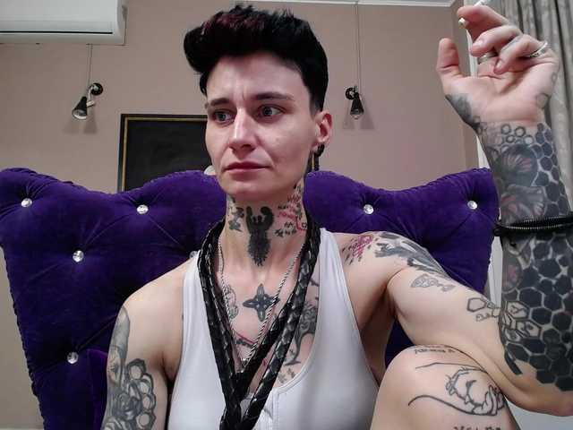 KennysXX live cam on BongaCams