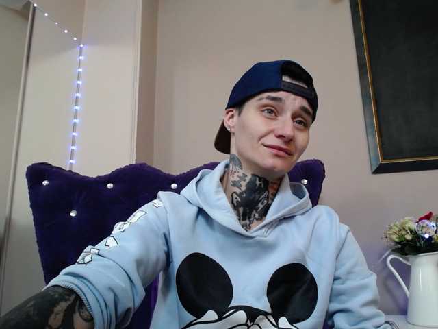 KennysXX live cam preview
