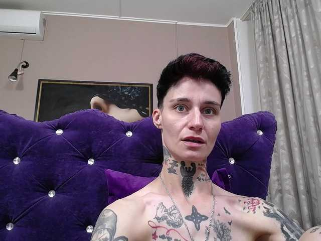 KennysXX live cam on BongaCams