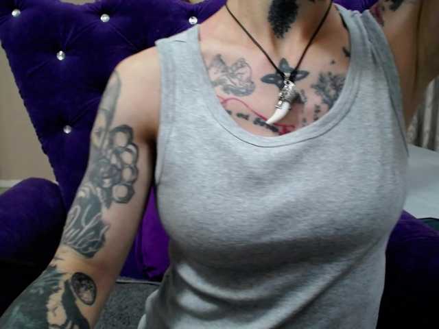 KennysXX live cam on BongaCams