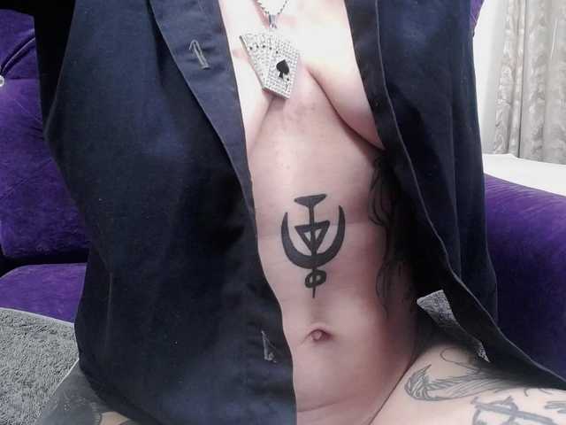 KennysXX live cam on BongaCams