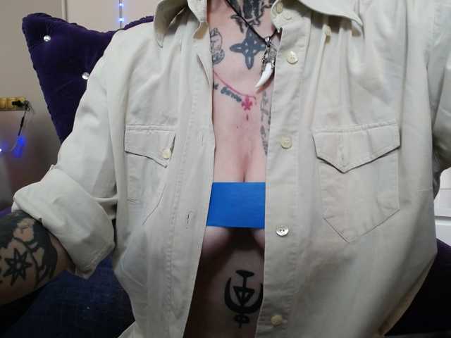 KennysXX live cam on BongaCams
