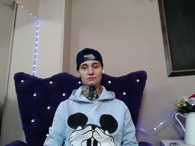 KennysXX, en vivo ahora en BongaCams