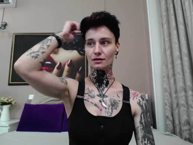KennysXX live cam on BongaCams