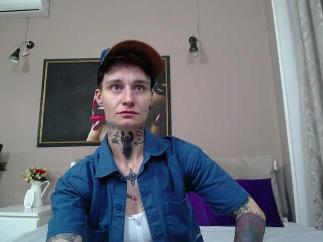 KennysXX live cam on BongaCams