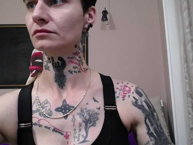 KennysXX live cam on BongaCams