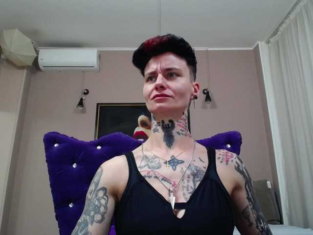 KennysXX live cam on BongaCams