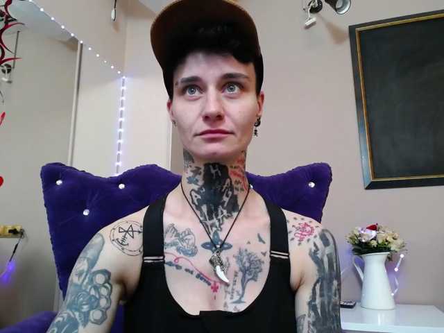 KennysXX live cam on BongaCams