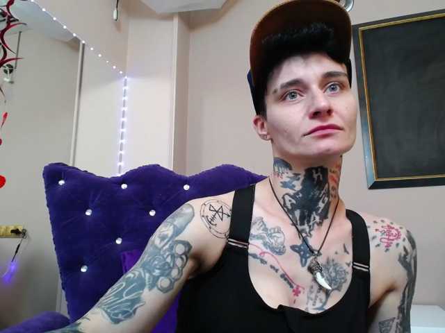 KennysXX live cam on BongaCams