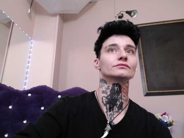 KennysXX, en vivo ahora en BongaCams