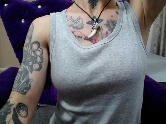 KennysXX live cam on BongaCams