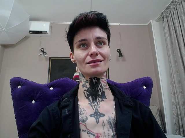 KennysXX live cam on BongaCams