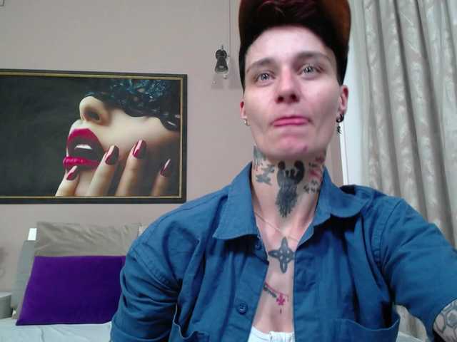 KennysXX live cam on BongaCams